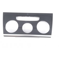 Acabamento Comando Ar Painel Audi Q3 Tfsi