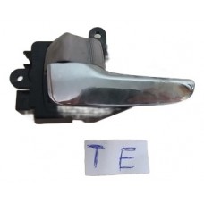 Maçaneta Traseira Esquerda L200 Triton