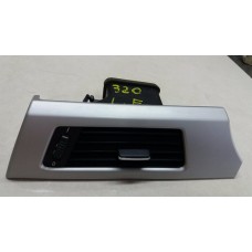 Difusor Ar Esquerdo Bmw 320