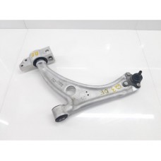 Biela Band. Balan. Dianteira Esquerda Audi Q3 2016