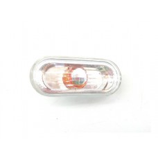 Lanterna Pisca Para-lama Esquerdo Volkswagen Amarok 2015