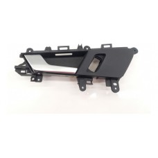 Maçaneta Interna Diant. Esq Audi Q5 2021