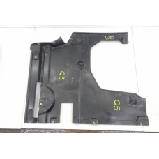 Acabamento Assoalho Traseiro Direito Audi Q5 2021 80a825216a