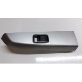 Botão Vidro Dianteiro Direito Hilux 2014