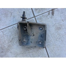 Suporte Do Amortecedor Traseiro L200 Triton 2010