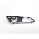 Acabamento Maçaneta Interna Dianteira D/ Mercedes A45 Amg