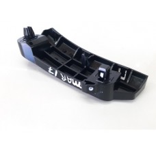 Suporte Para-choque Dianteiro Direito  Nissan March 2017