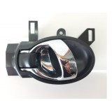 Maçaneta Interna Porta Dianteira Direita Nissan March 2017 