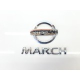Emblema Tampa Traseira Nissan March 2017