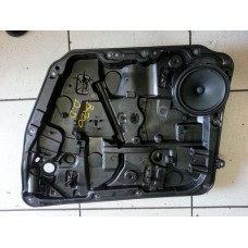 Máquina Vidro Dianteira Direita Mercedes B200     2014