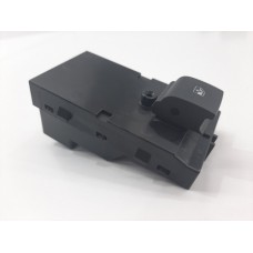 Botão Vidro Porta Dianteira Direita  Chevrolet Tracker 2018