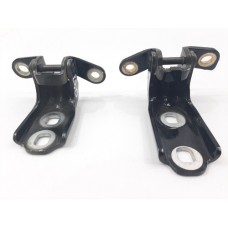 Par Dobradiça Porta Dianteira Direita Chevrolet Tracker 2018