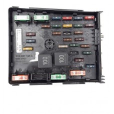 Modulo Ignição Fusível Audi Q3 Tfsi 