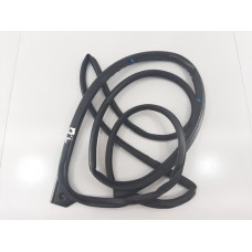 Borracha Fixa Porta Traseira Direita Hilux Sw4 2018