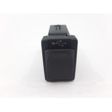 Entrada Usb Hilux Sw4 2018