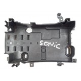 Suporte Base Bateria Chevrolet Sonic 