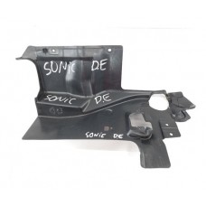 Defletor Para-barro Caixa Roda Dianteira E/ Chevrolet Sonic 