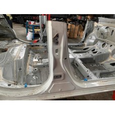 Coluna T Lateral Direita Toyota Yaris