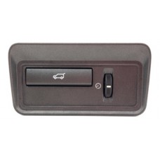 Botão Abertura Tampa Traseira Painel Evoque 2.2 190 Cv 