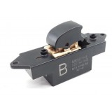 Botão Comando Vidro Traseiro Direito L200 Triton 13/13