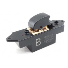 Botão Comando Vidro Traseiro Direito L200 Triton 13/13