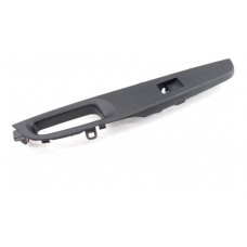 Moldura Botão Vidro Traseiro Esquerdo Toyota Yaris 2020