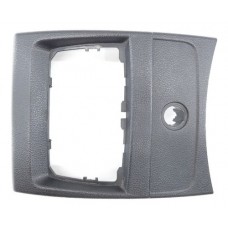 Moldura Console Traseiro Bmw 118 2014 105026914