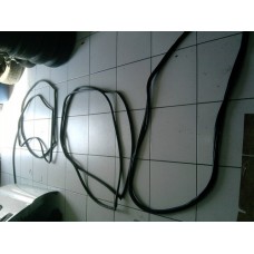 Borracha De Porta Da Kyron 2011