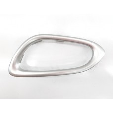 Moldura Maçaneta Interna Traseira Esq / Nissan Sentra 2015