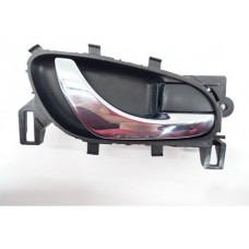 Maçaneta Interna Porta Dianteiro Direito Nissan Sentra 2015