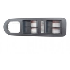 Moldura Botão Vidro Elétrico Porta Esq. Amarok 180cv