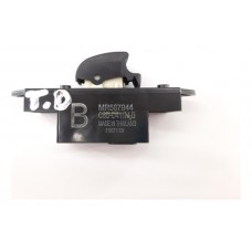 Botão Vidro Porta Traseira Direita Lancer Aut. 2014