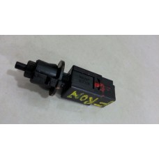 Sensor Do Pedal De Freio Nissan Frontier