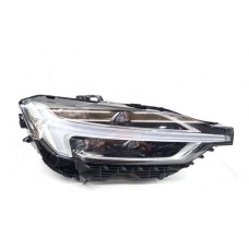Farol Direito Volvo Xc60 T8 Híbrido 31108597