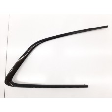 Friso Vidro Traseiro Direito Volvo Xc60 T8 Híbrido 32244132