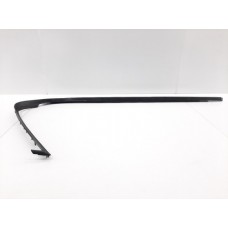 Moldura Porta Traseira Esquerda Discovery 5 Hse