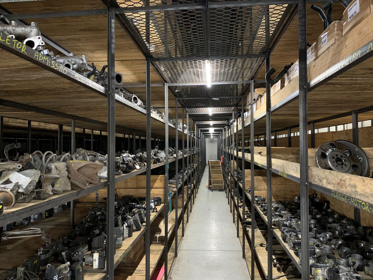 Fachada AUTO PEÇAS ARMAZÉM em Araquari / SC